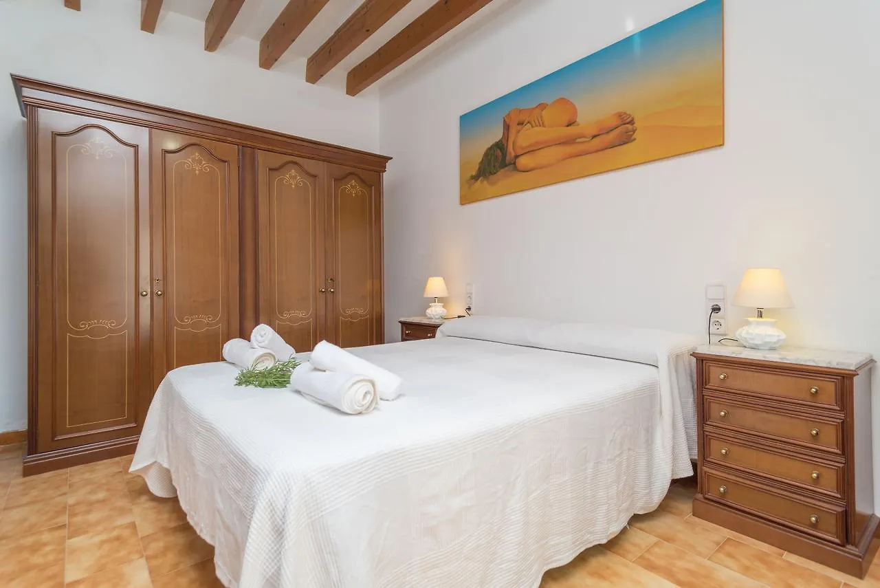 Can Salvador Moscari Villa